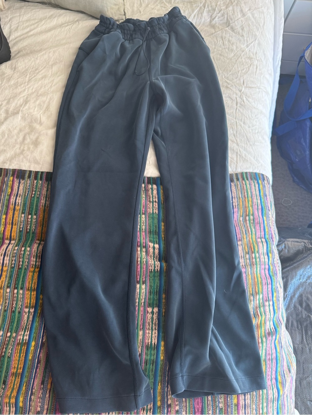 lululemon athletica navy blue relaxed drawstring pants
